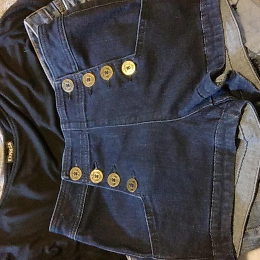 Express sailors shorts w/Anchor Buttons